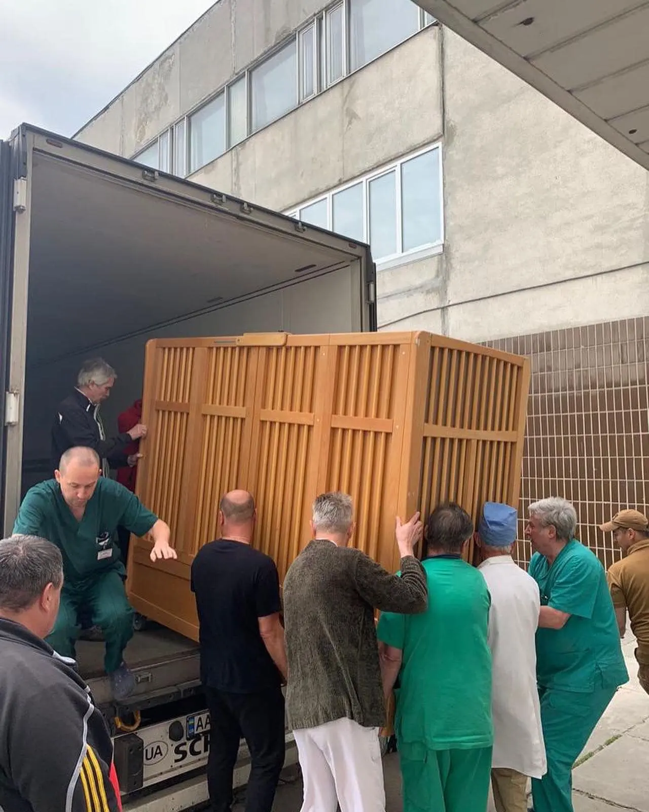 Medical equipment delivered to Kyiv hospital